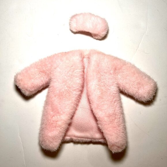 MATTEL 90s Y2K Authentic Vintage Barbie Pink Faux Fur & Ear Muff Set HTF - Picture 2 of 3